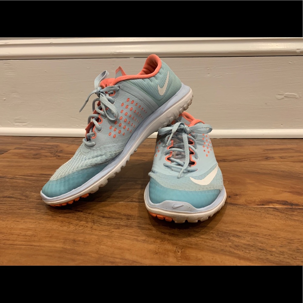 Nike Sneakers